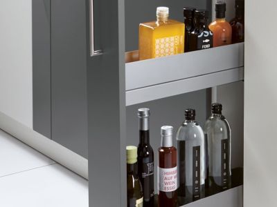 Krüper Küchen Küche Pronorm Planero Flaschenauszug
